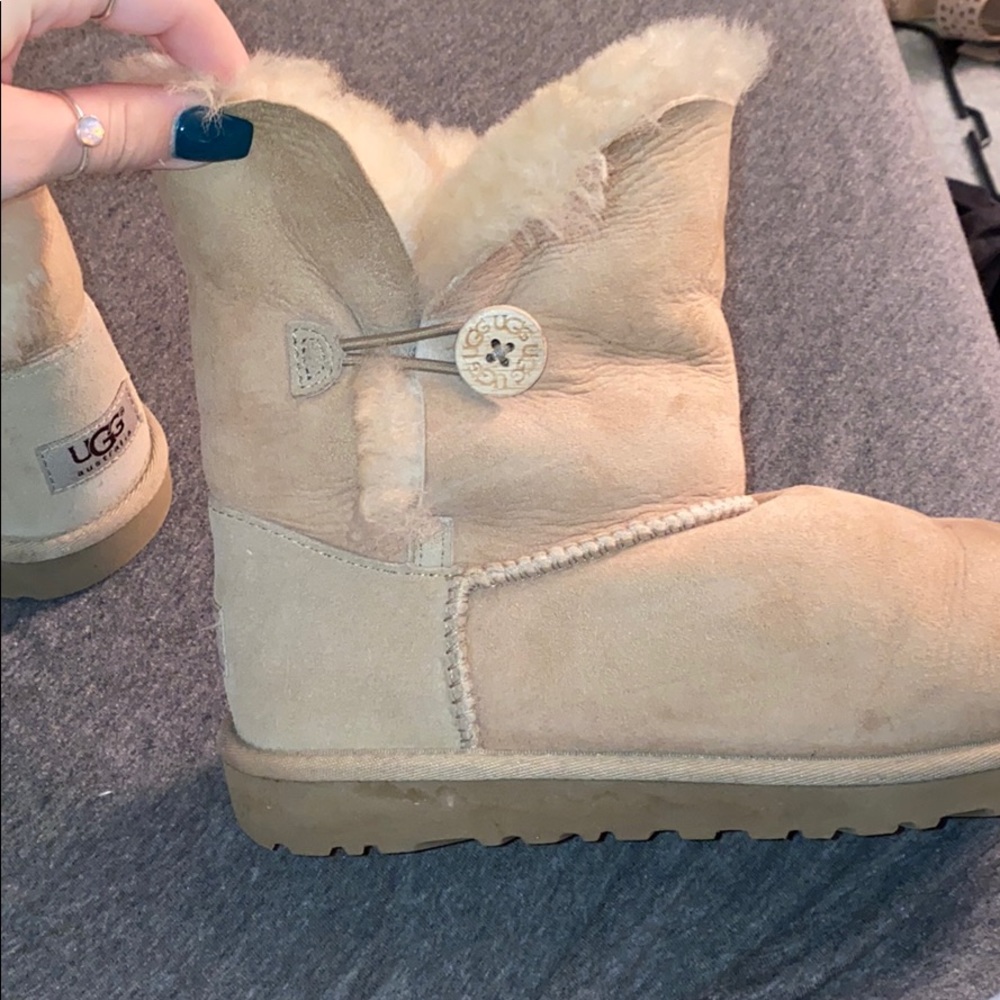 Ugg Bailey Button - image 8